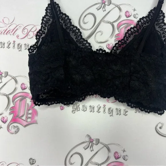 Talula Aritzia bra lace black bralette stretchy floral sexy comfy lounge - Picture 4 of 7